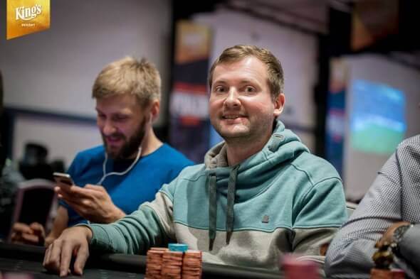 Michal Mrakeš ve 1D WSOPC Mini Main Eventu v King's nasbíral druhý největší stack