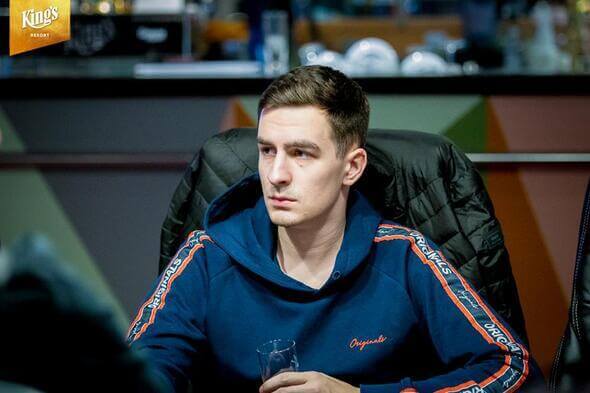 Patrik Žídek vede desítku českých postupujících ze dne 1A WSOPC Main Eventu