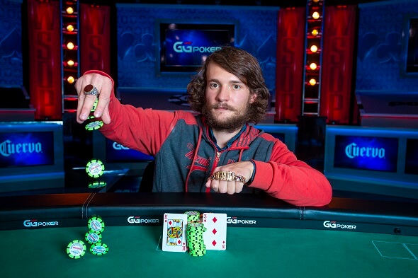 Dalibor Dula je šampionem WSOP. Zlatý náramek si odnáší z $1,000 NLH Freezeoutu na WSOP 2021