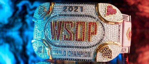 Od náramku pro vítěze Main Eventu WSOP 2021 dělí Romana Hrabce už jen 95 soupeřů