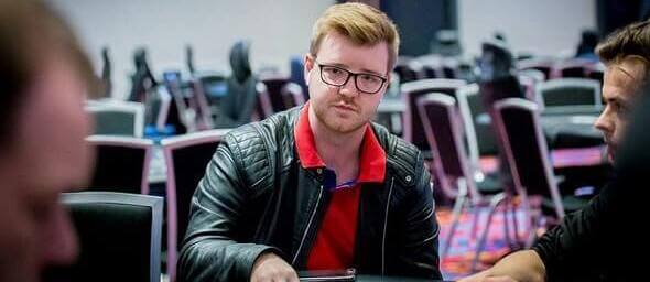 Vojtěch Škalák si na partypokeru opět zahrál finále The Grand. Vyhrál $15,900 za třetí místo