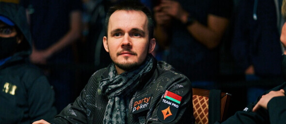 Mikita Badziakouski, ambasador herny partypoker, v $50K High Rolleru WSOP 2021 vyhrál první zlatý náramek své kariéry