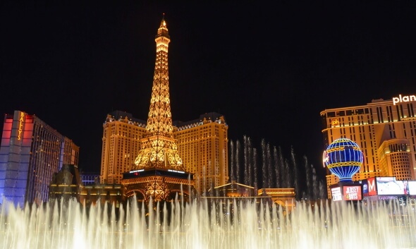 Replika Eiffelovy věže u resortu Bally's and Paris bude dohlížet na konání WSOP 2022
