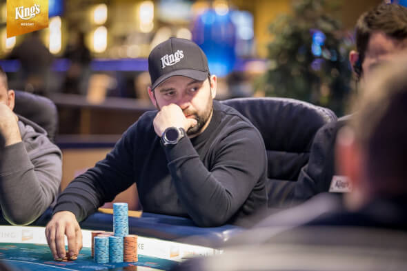 Petr Kuběnka vede sedm českých hráčů, kteří v King's Resortu postoupili ze dnů 1C a 1D Mini Main Eventu WSOPC