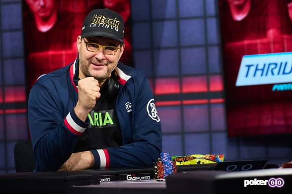 Phil Hellmuth vítězí nad Tomem Dwanem v třetím kole pořadu High Stakes Duel III