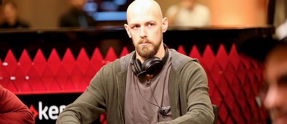 Stephen Chidwick je jednou z ústředních postav 9. epizody záznamu Triton Million, nejdražšího pokerového turnaje v historii