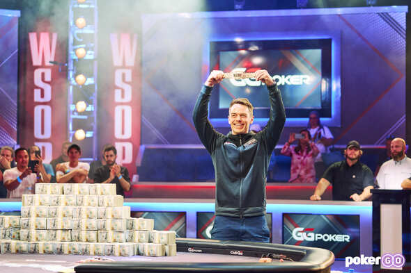 Vítěz Main Eventu WSOP 2022 Espen Jorstad