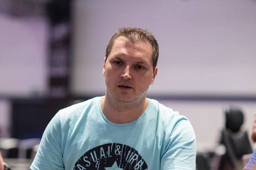 6. hráč průběžného pořadí Main Eventu Sharkbay David Táborský