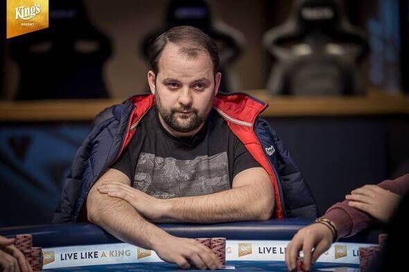 Do dne 2 Mini ME WSOPC postoupil i držitel prstenu Petr Kuběnka