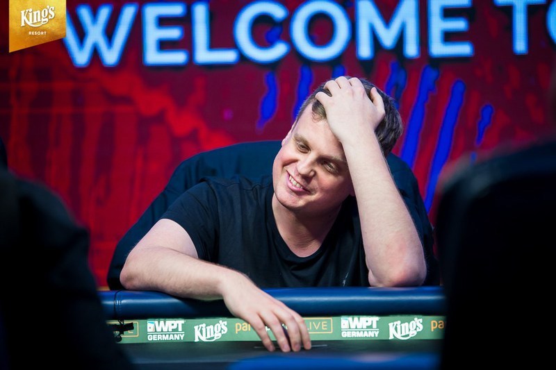 Vojtěch Růžička si v King's Resortu zahraje finále WSOPC Main Eventu 2022