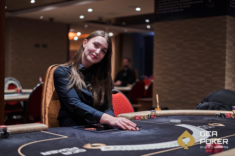 Nobelll Poker Open v Aši jede na plné obrátky a je vidět i česká pokerová škola