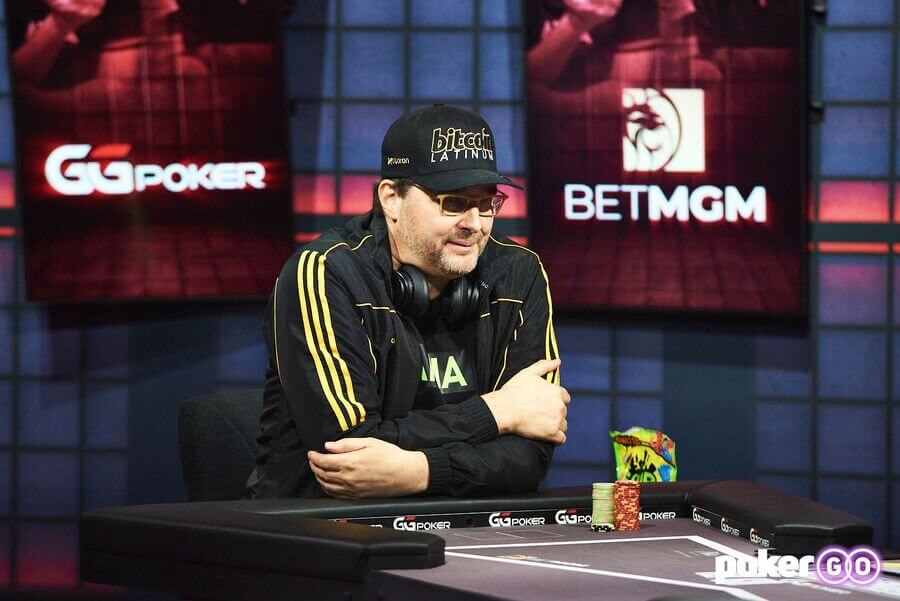 Phil Hellmuth při High Stakes Duel III na PokerGO.com