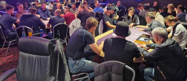 červnový Main Event ČPT v Rebuy Stars Luka