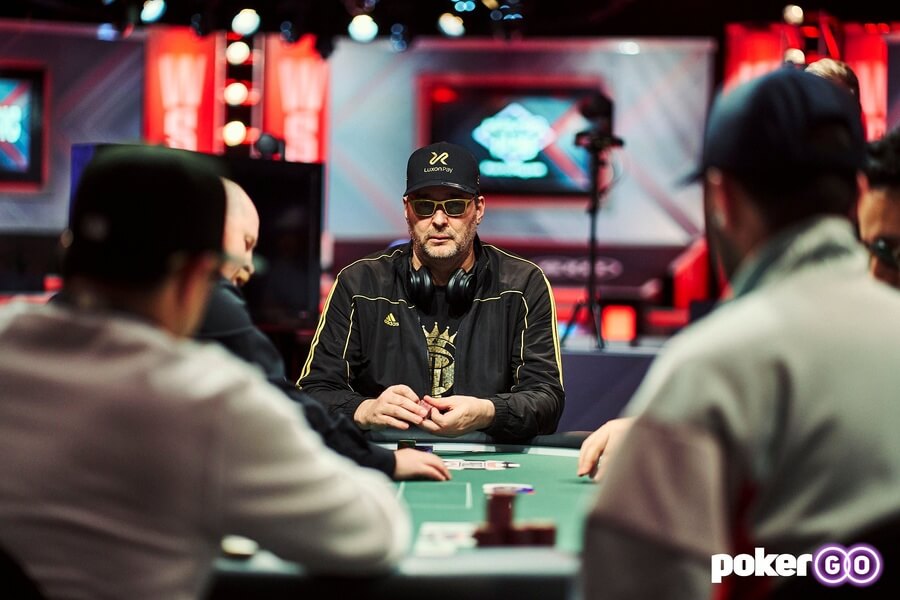 Phil Hellmuth při WSOP 2023 na PokerGO.com