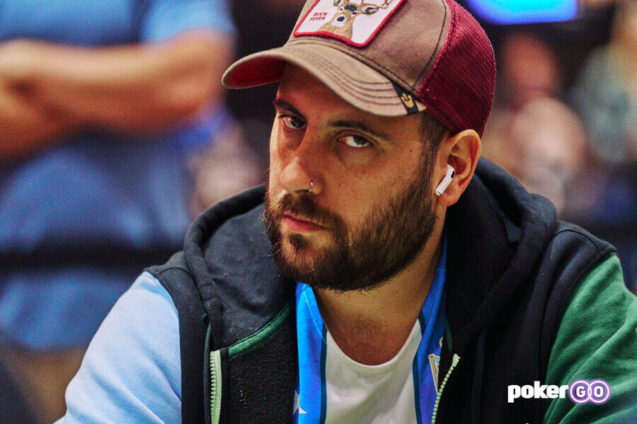 Juan Maceiras v Main Eventu WSOP 2023 na PokerGo.com