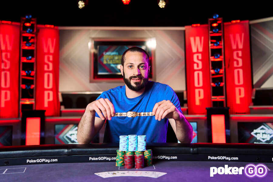 Ryan Miler hraje WSOP na PokerGo.com