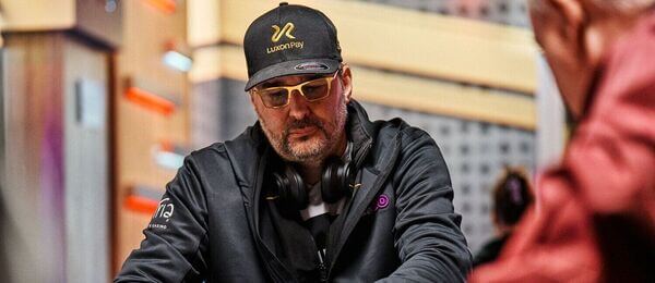 Phil Hellmuth při US Poker Open na PokerGO.com