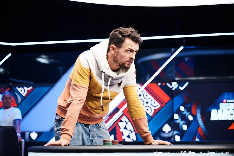 Simon Wiciak a jeho soustředěný výkon během finále EPT Main Eventu