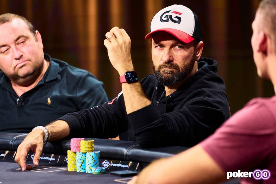 Daniel Negreanu při Super High Roller Bowlu VIII na PokerGO.com