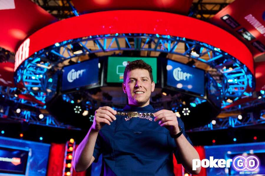 Ari Engel během WSOP 2021 na PokerGO.com