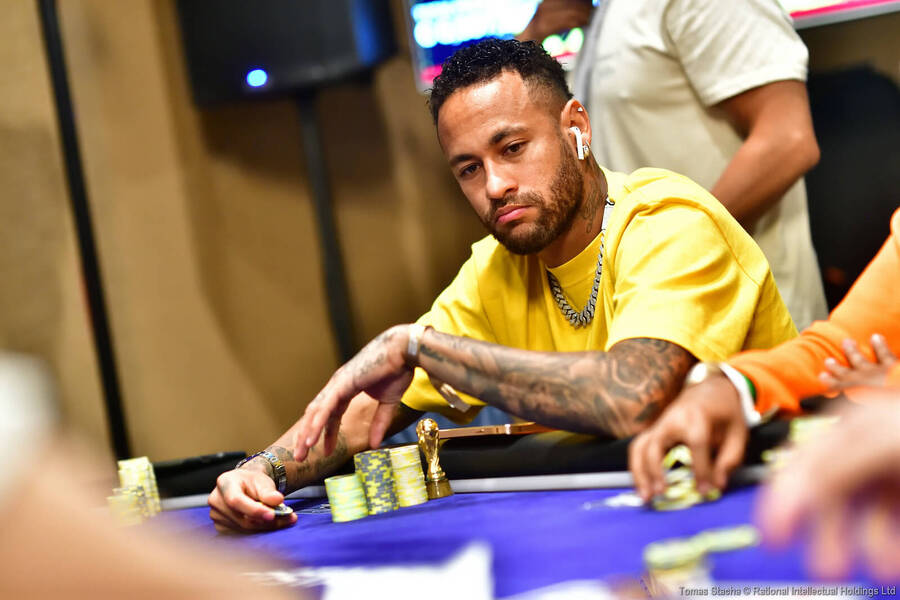 Neymar Jr. na pokerovém turnaji