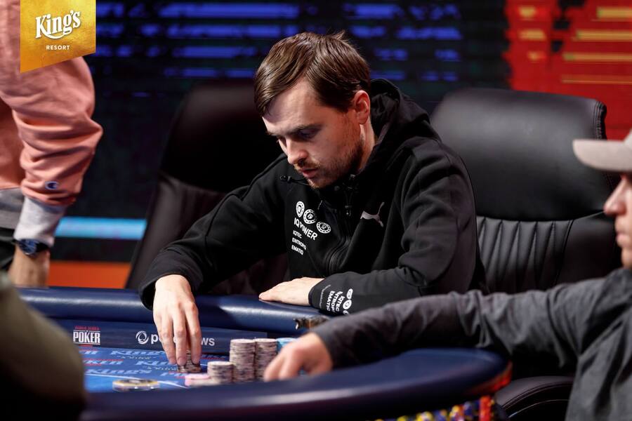 Martin Kabrhel si v losangeleském Hustler Casinu zahrál úvodní session v rámci Super High Stakes Week 3