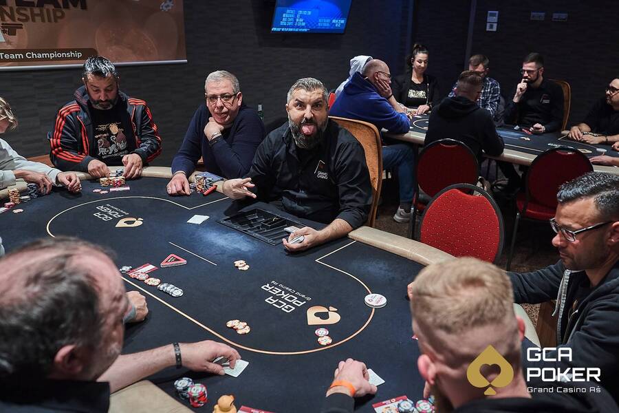 Čtyři Češi si dnes ve finále BHD Main Eventu v Aši zahrají o €138.000 prize pool