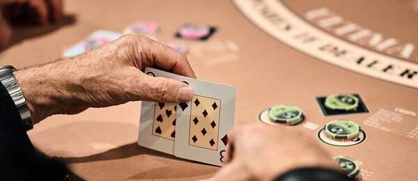 Ultimate Texas Holdem Poker
