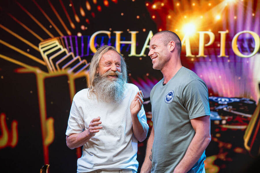 Vladimir Korzinin a Patrik Antonius na Triton Poker Series Monte Carlo