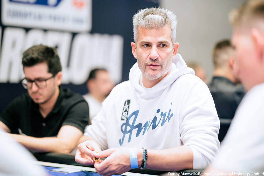 Nacho Barbero flopnul Royal Flush