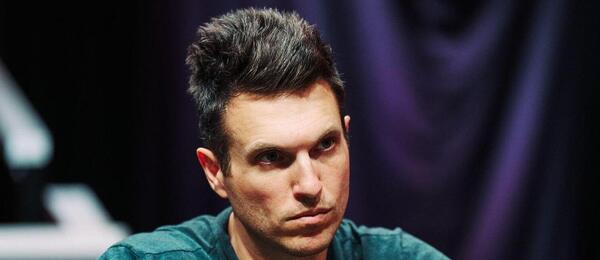 Doug Polk během WSOP na PokerGO.com