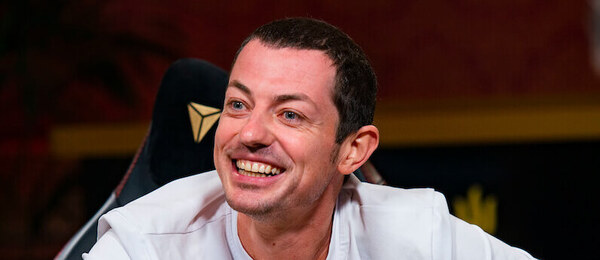 Legendární Tom Dwan je aktuálně hospitalizován v Londýně