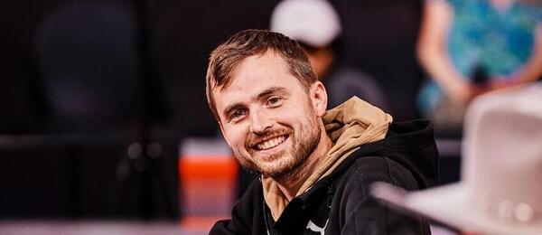Martin Kabrhel při WSOP 2023 na PokerGO.com