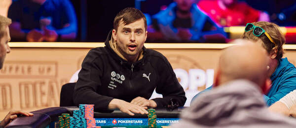 Martin Kabrhel při WSOP 2025 na PokerGO.com