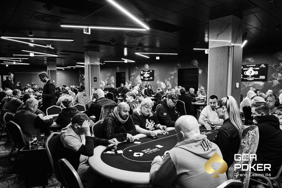 Přijďte si zahrát poker do Grand Casina Aš