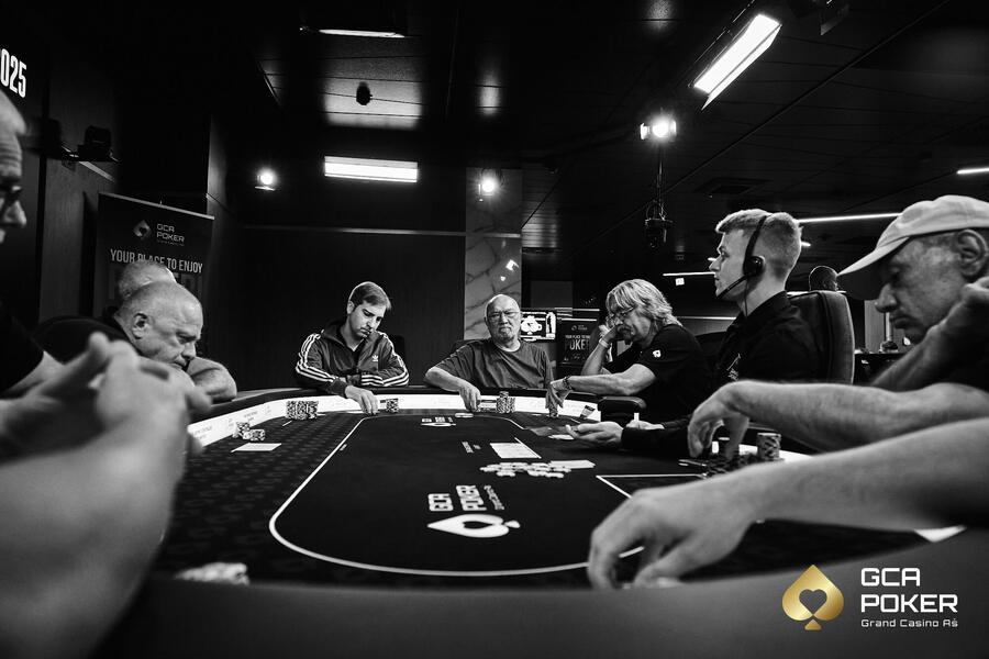 Přijďte si zahrát pokerový turnaj do Grand Casina Aš