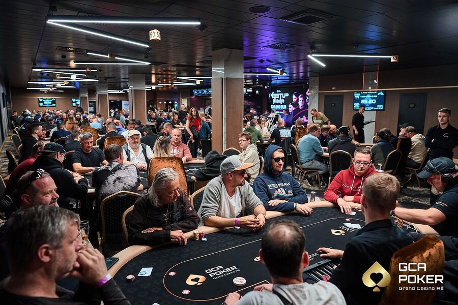 Meetup poker festival přilákal mnoho hráčů do Grand Casina Aš