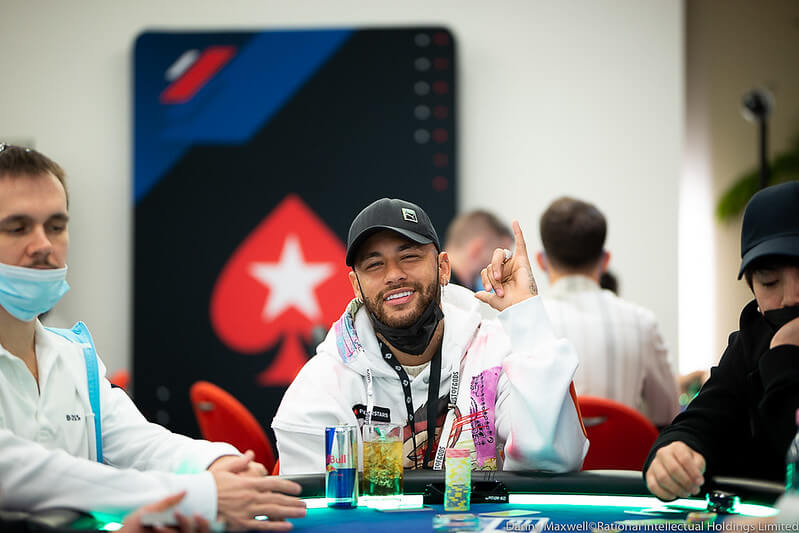 Neymar miluje kromě fotbalu i poker
