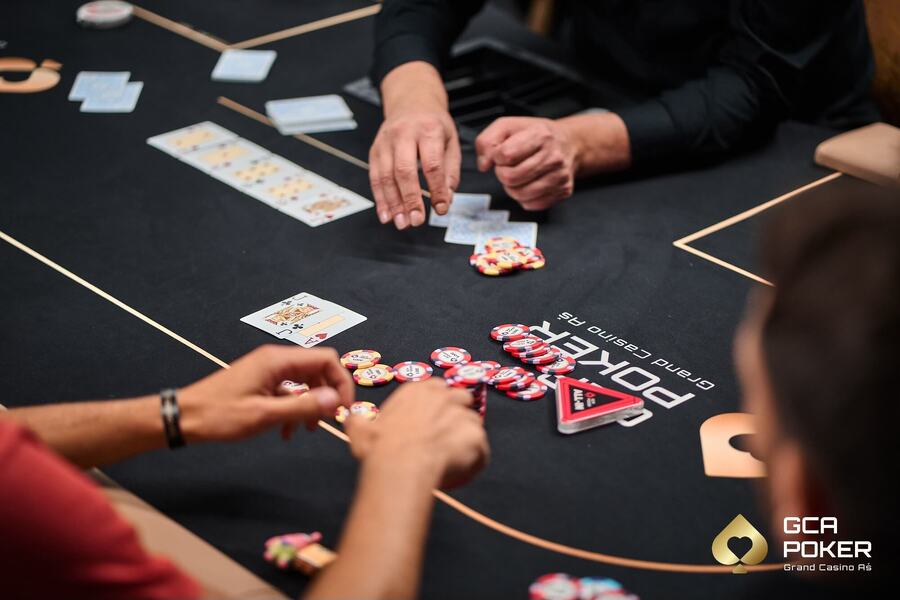 Přijďte si zahrát pokerový turnaj do Grand Casina Aš