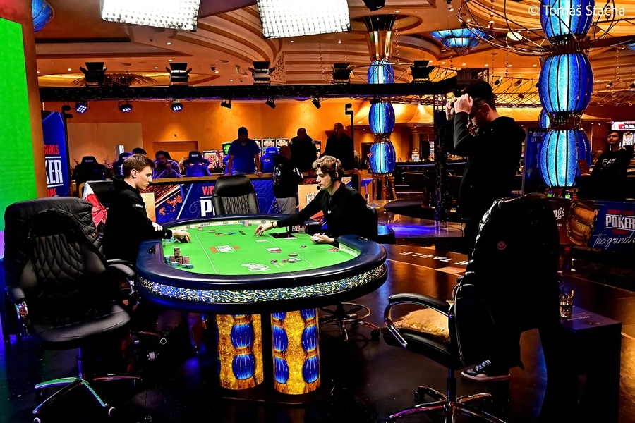 Zdeňka Žižka sahal ve finále WSOPE 2025 Monsterstacku po druhém náramku