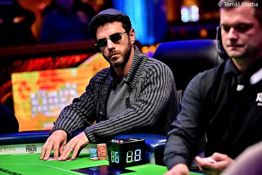 Ital Dario Alioto skončil v €10K PLO na WSOPE 2025 v Rozvadově třetí