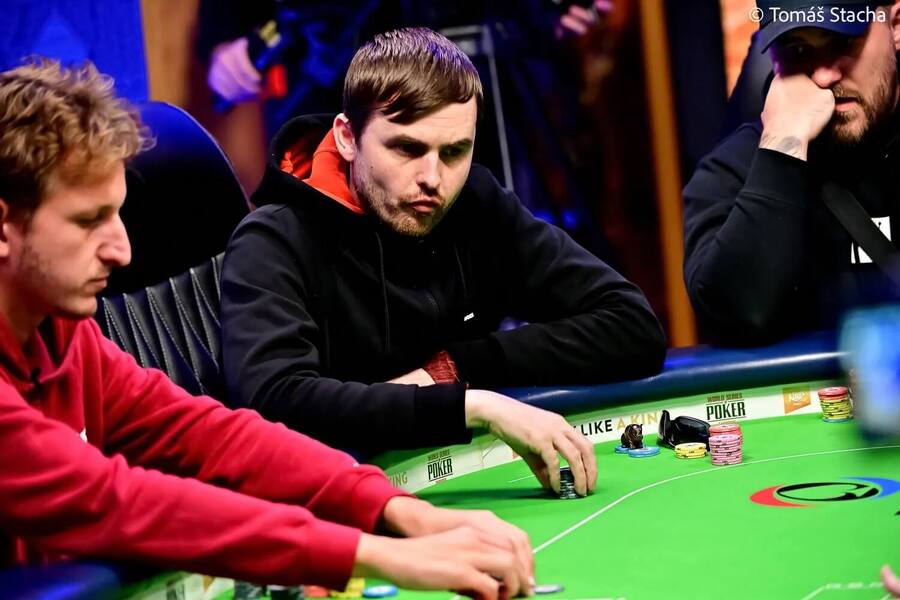 Martin Kabrhel neuspěl ani v Day 1B WSOPE 2025 Main Eventu