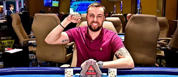Lukáš Timko je šampionem WSOPE 2025 Closeru v King’s Casinu Rozvadov