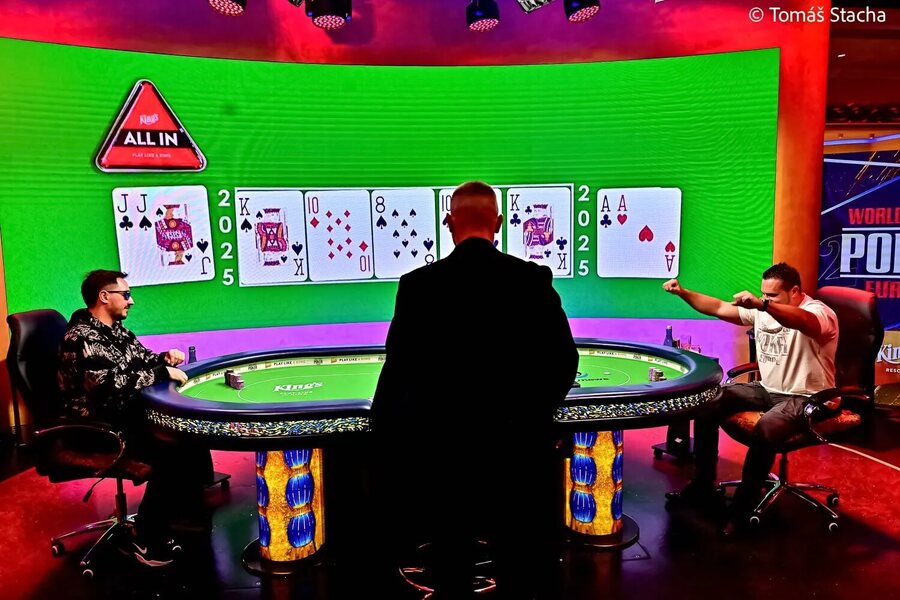Daniel Pidun poráží Geralda Karlice ve finále WSOPE 2025 Main Eventu