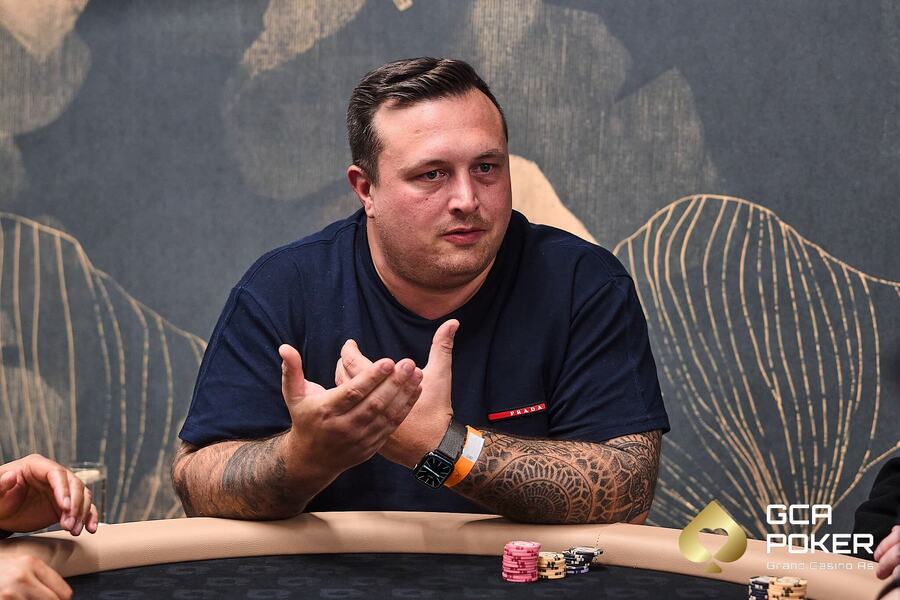 Během pokerového turnaje mohou nejasnými výroky vzniknout sporné situace