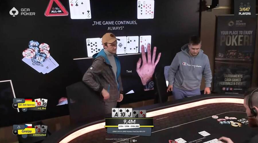 Greiza (vpravo) nevytočil ve finále GRND Mystery dvojky do desítek