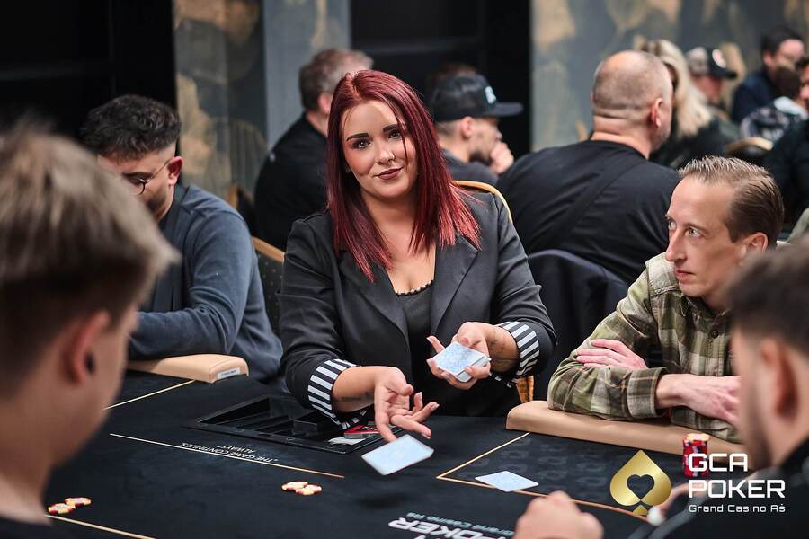 Přijďte si zahrát poker do Grand Casina Aš