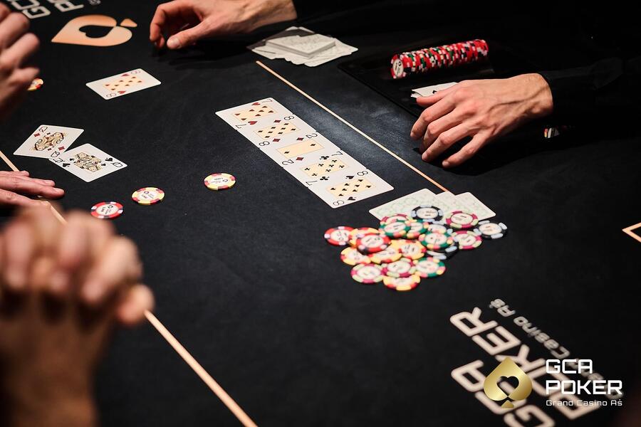 V Grand Casinu Aš si zahrajete Hold’em i Omahu