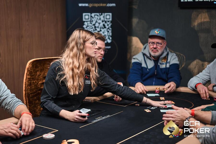 Zahrajte si pokerový turnaj v Grand Casinu Aš