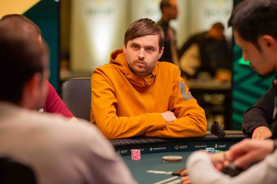 Martin Kabrhel pokračuje v BSOP Championship na průběžném čtvrtém místě